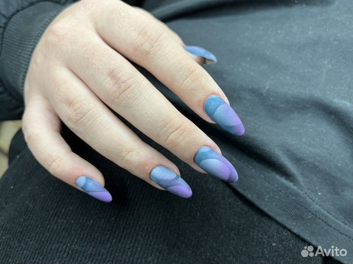 Маникюр и педикюр