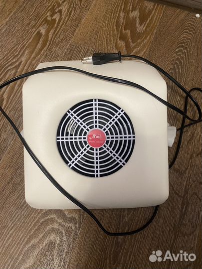 Пдставка пылесос настольный для маникюра