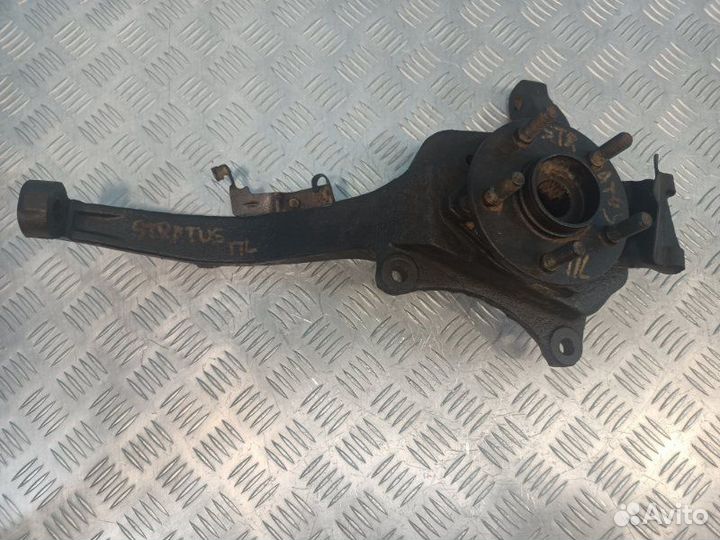 Кулак поворотный передний левый Dodge Stratus