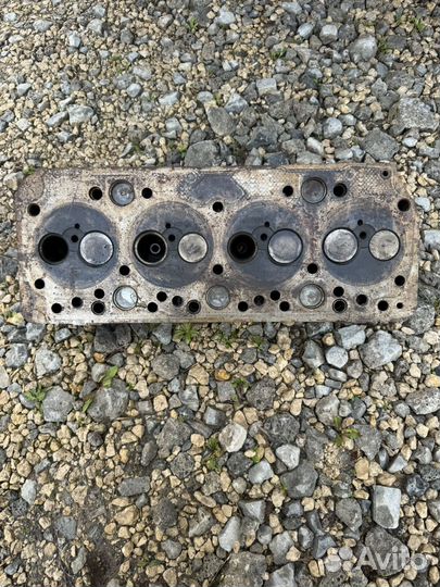 Головка двигателя