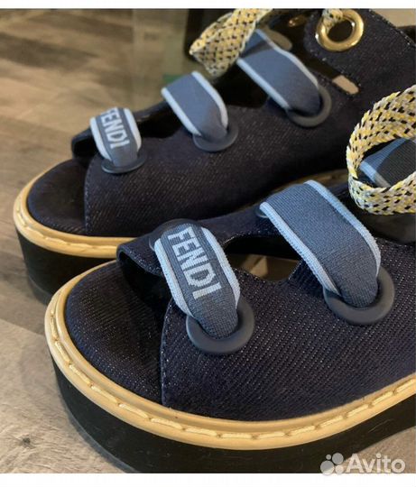 Босоножки Fendi оригинал