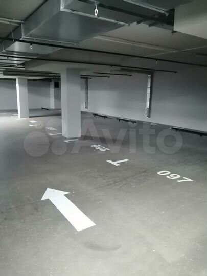 Машиноместо, 13 м²