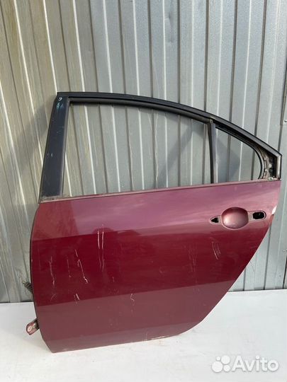 Дверь боковая задняя левая Nissan Primera P12