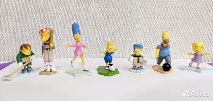 Игрушки из киндера Симпсоны