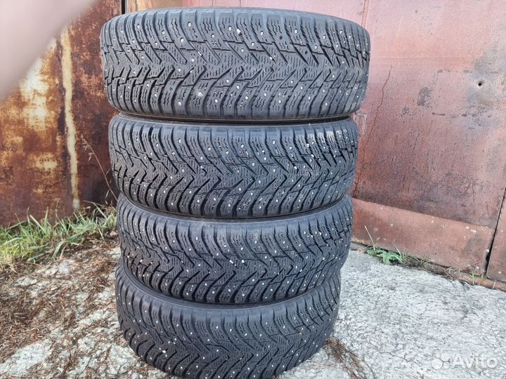Nokian Tyres Hakkapeliitta 8 SUV 225/65 R17