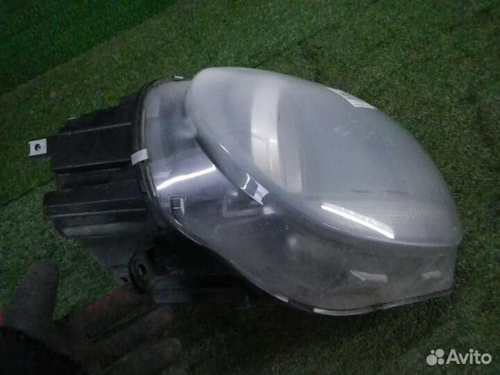 Фара правая Mini Countryman F60 (2016-2020) галоге