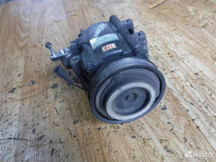 Компрессор системы кондиционирования Hyundai Sona