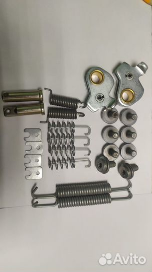 Комплект пружин колодок для к.т 2051 AL-KO