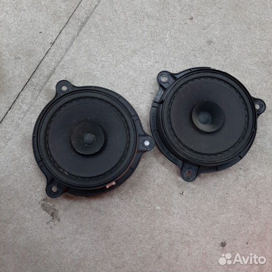 Динамик Nissan 40w