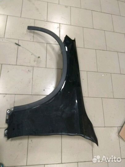 Крыло переднее левое Mercedes Glc X253