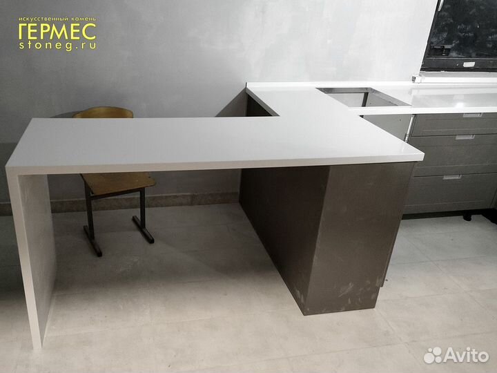 Столешница для кухни с интегрированной мойкой m2