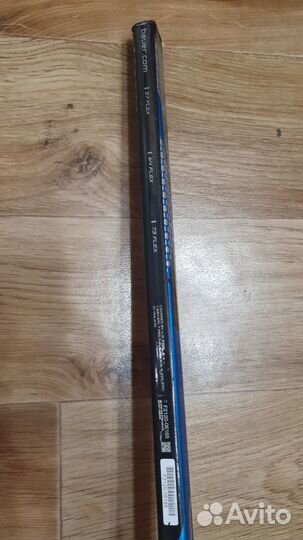 Клюшка хоккейная правый хват bauer
