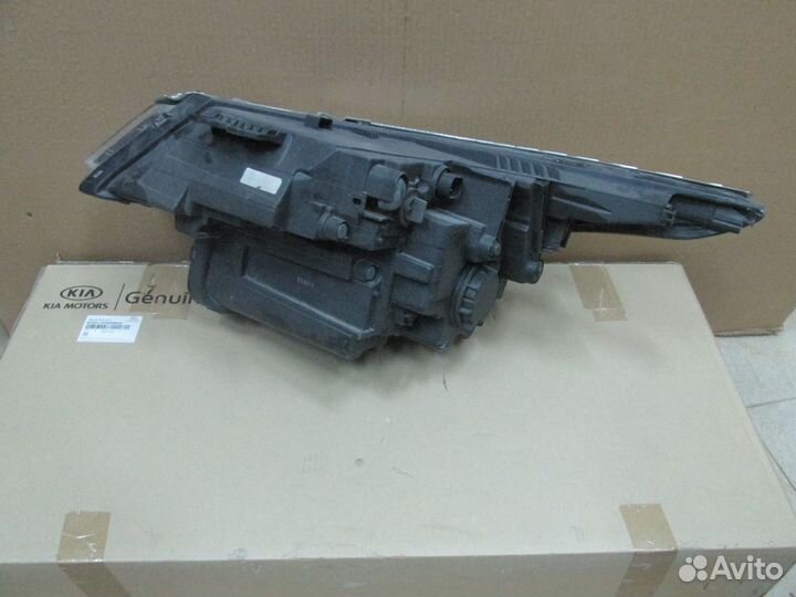 Фара правая Kia Seltos