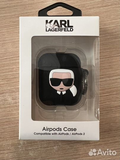 Чехол на airpods