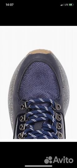Кроссовки новые