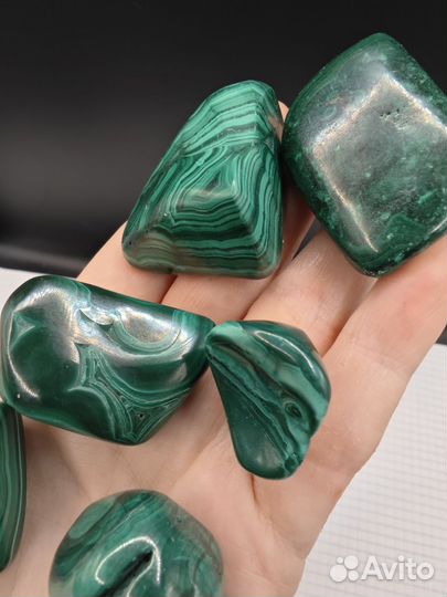 Малахит галтовка натуральный