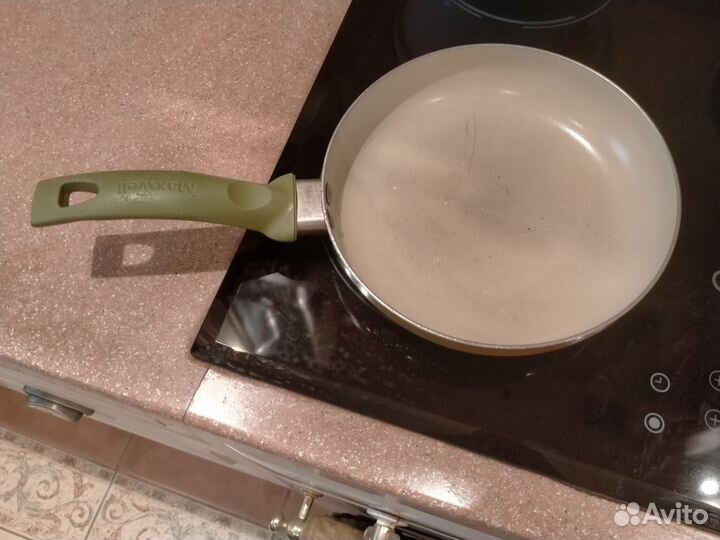 Сковорода maxwell зеленая