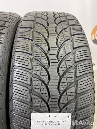 Bridgestone Blizzak LM-32 225/55 R17