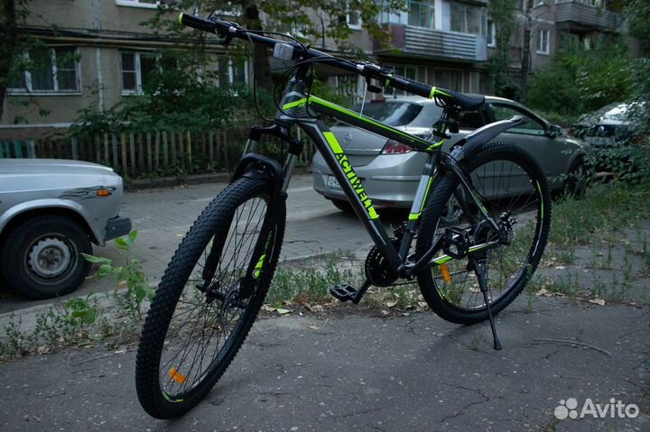 Велосипед горно-спортивный Новый