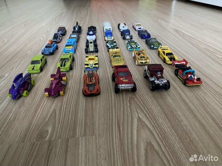 Машинки хот вилс hot wheels