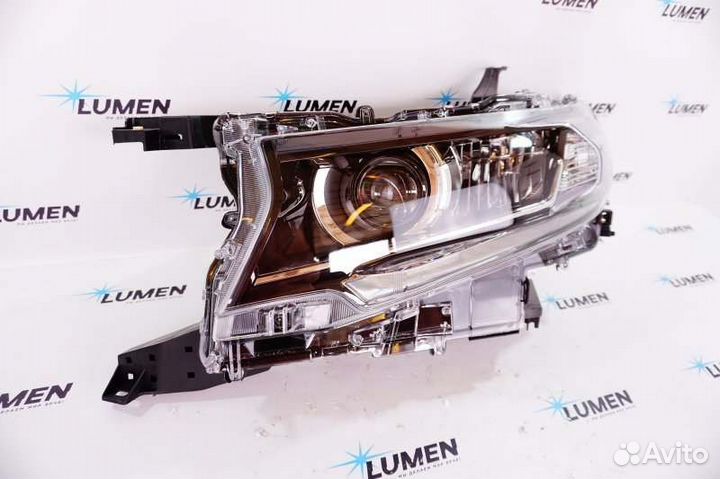 Фара передняя левая Toyota Land Cruiser Prado 150