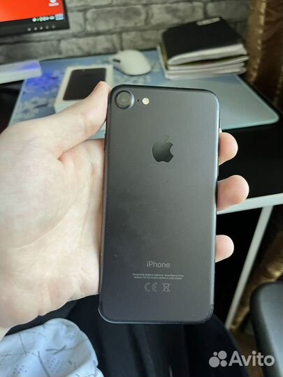 iPhone 7, 32 ГБ