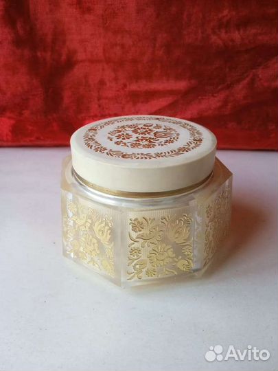 Шкатулка СССР заводная 50х г