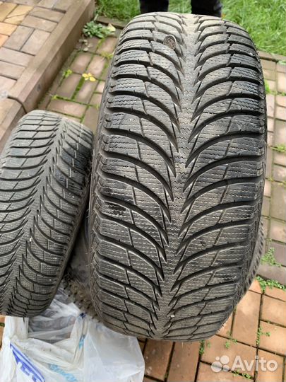 Goodyear UltraGrip Ice+ 215/55 R16 93