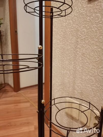 Подставка для цветов напольная металлическая