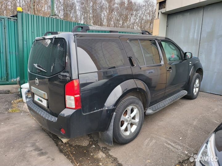 Nissan Pathfinder 2.5 AT, 2005, 300 000 км