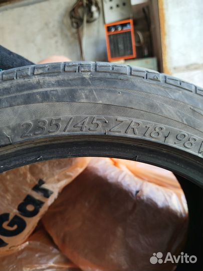 Tigar Syneris 235/45 R18 98