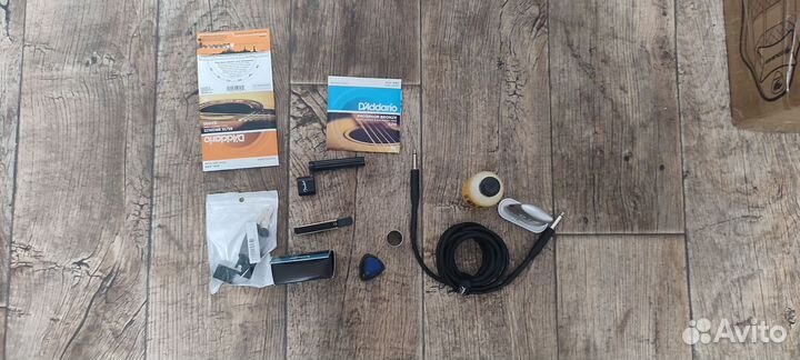 Электроакустическая гитара Martinez