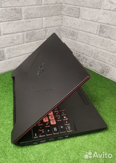 Игровой ноутбук Asus tuf 144Гц i5 10го/GTX 1650TI