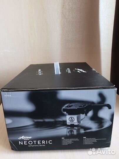 Виниловый проигрыватель alive