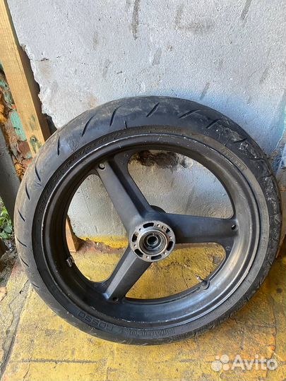 Переднее колесо Honda CB400