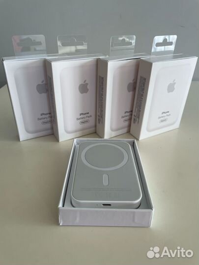 Повербанк apple