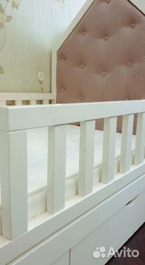 Детская Кровать из бука с ящиками из настоящего де