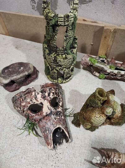Фигурки для аквариума
