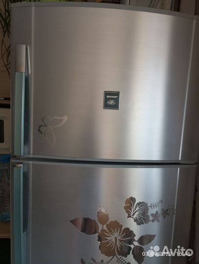Холодильник Sharp