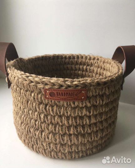 Корзина интерьерная вязаная
