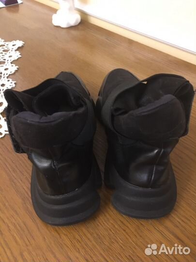 Ботинки женские