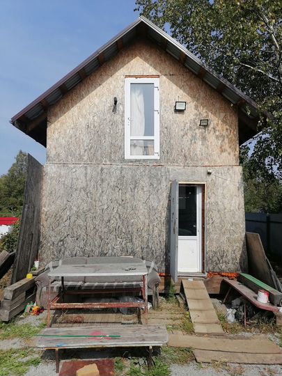 Дом 54 м² на участке 10,7 сот.