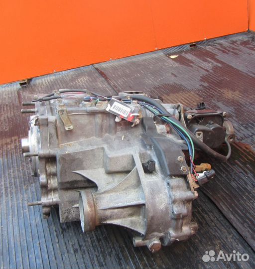 Раздаточная коробка Mitsubishi Pajero, 1003325