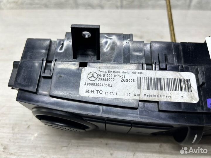 Блок комфорта Mercedes Sprinter W906