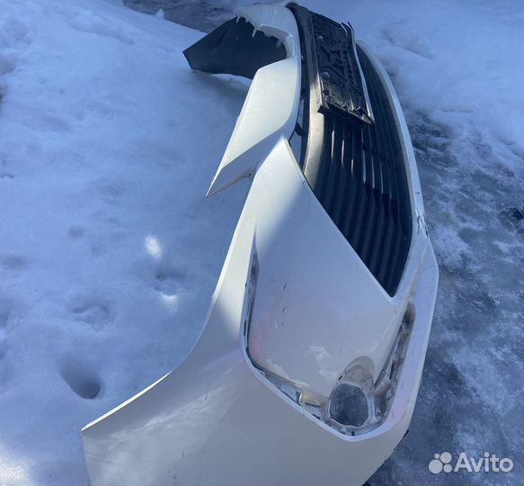 Бампер toyota corolla е210