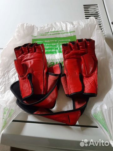 Перчатки для смешанных единоборств