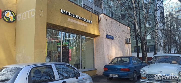 Действующий цветочный магазин