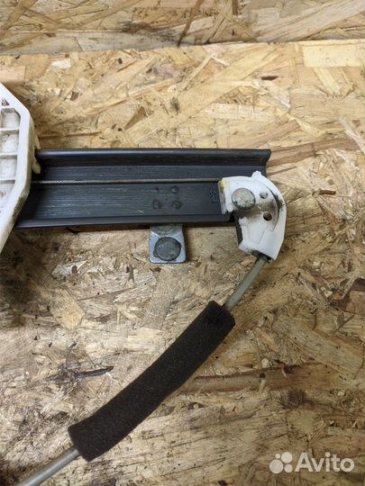 Подъемник передний левый Chevrolet Epica