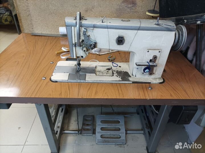 Швейная машина