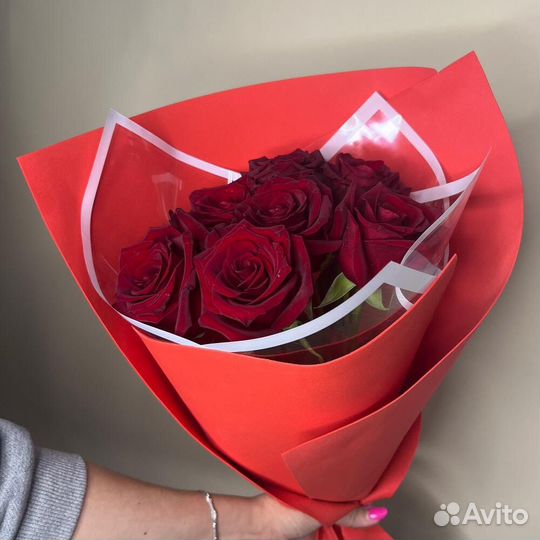 Букет красных роз